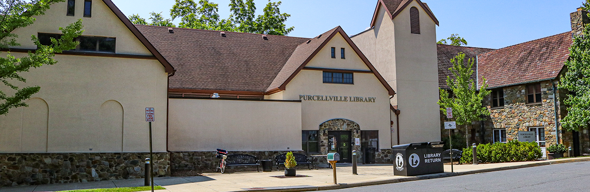 Purcellville Library front entrance